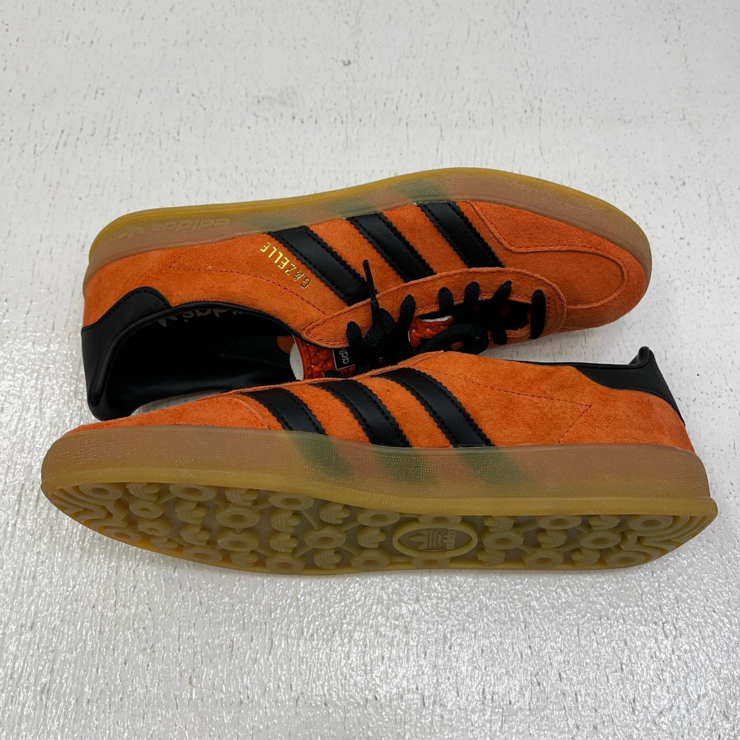 adidas | アディダス GAZELLE INDOOR スニーカー G63196 オレンジ【加古川店】