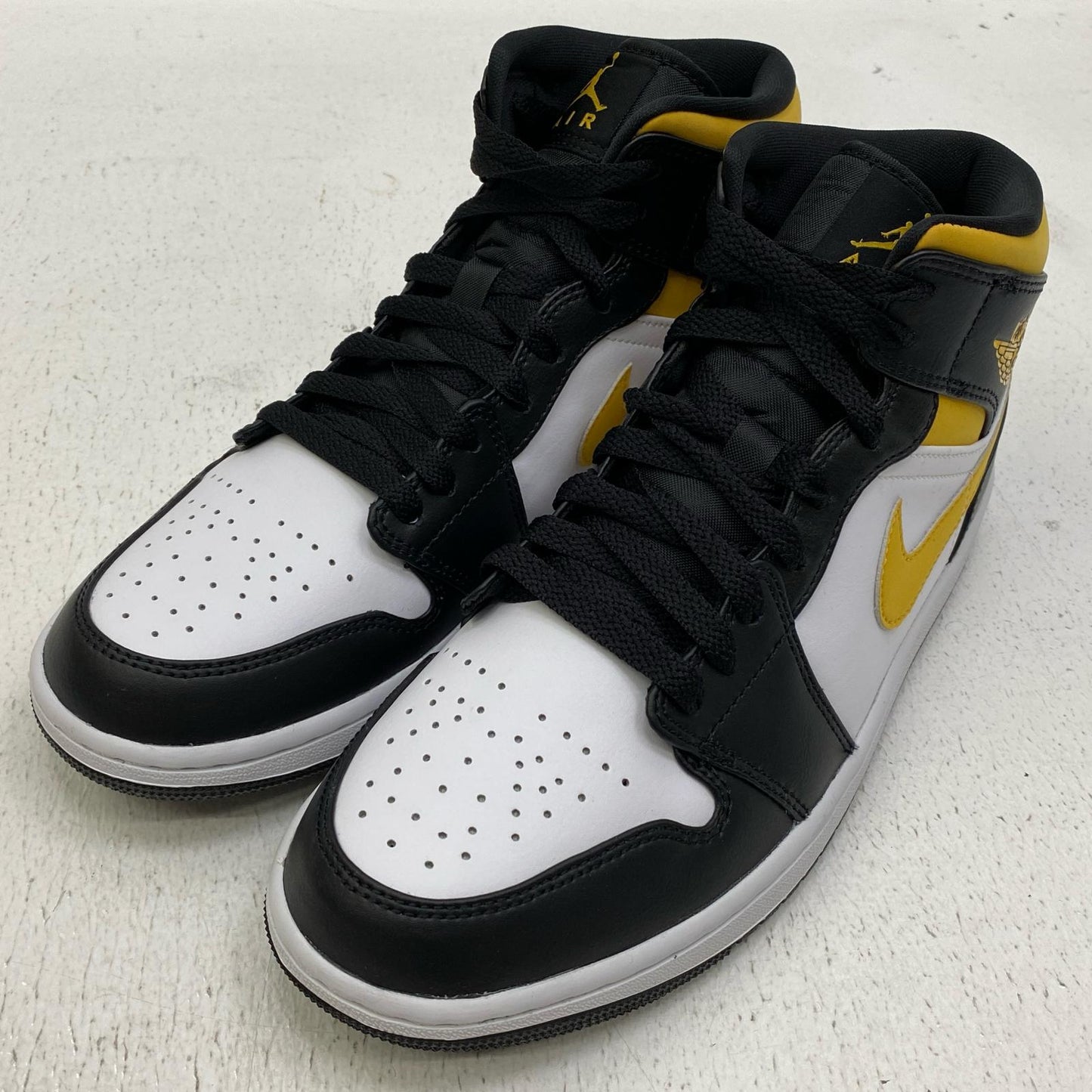 NIKE | ナイキ Air Jordan 1 Mid スニーカー 554724-177 イエロー【加古川店】