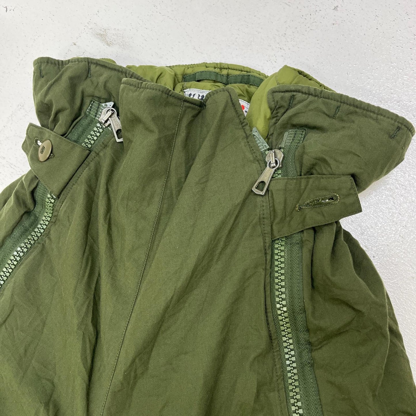 MILITARY衣料 | ミリタリーイリョウ スウェーデン軍 M-90 パンツ カーキ【加古川店】