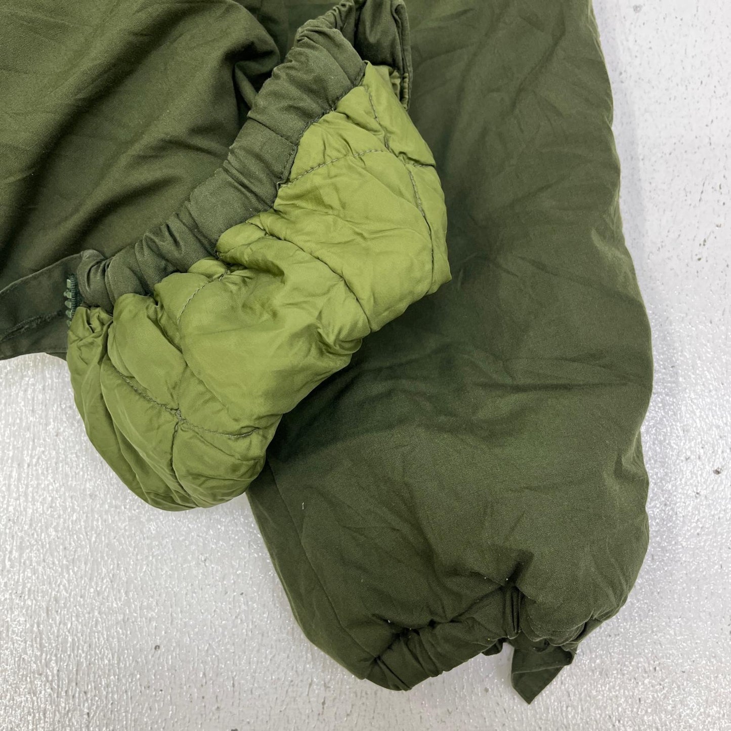 MILITARY衣料 | ミリタリーイリョウ スウェーデン軍 M-90 パンツ カーキ【加古川店】