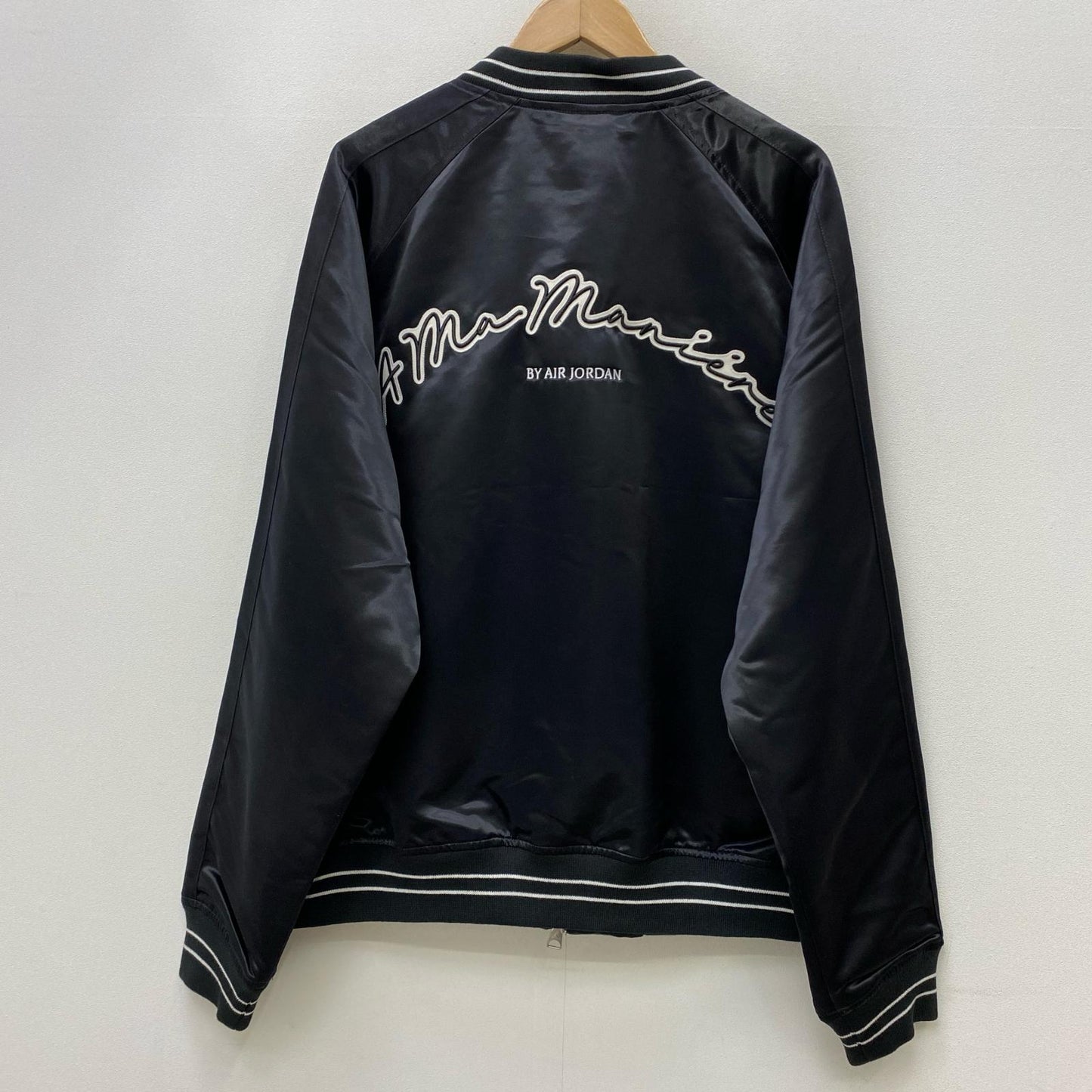 JORDAN | ジョーダン M J AMM SOUVENIR JKT スーベニアジャケット FN0617-010 ブラック サイズ：XL【加古川店】