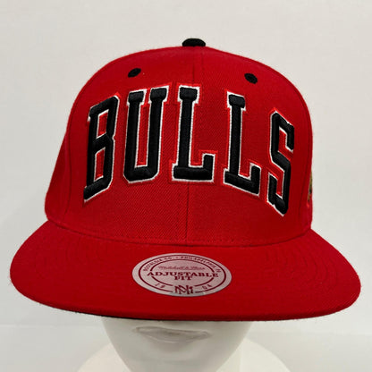 MITCHELL&NESS | ミッシェルアンドネスミッチェルアンドネス CHICAGO BULLS キャップ レッド【加古川店】