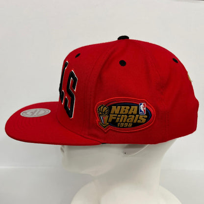 MITCHELL&NESS | ミッシェルアンドネスミッチェルアンドネス CHICAGO BULLS キャップ レッド【加古川店】