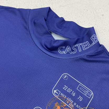 CASTEL BAJAC | カステルバジャック トラベル柄昇華転写モックネック半袖Tシャツ 半袖Ｔシャツ 7235172102 ブルー サイズ：48【加古川店】
