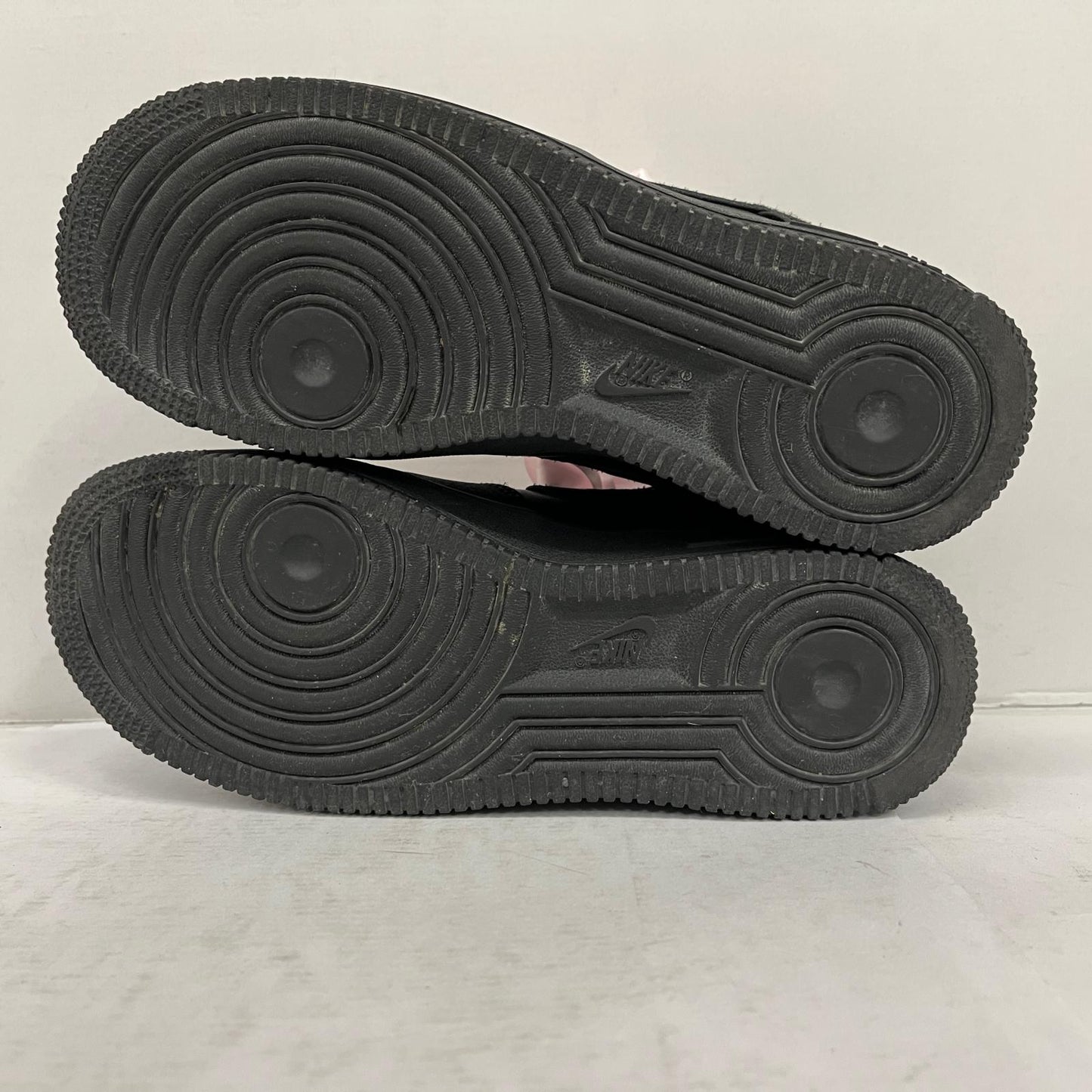 NIKE | ナイキ WMNS AIR FORCE 1 '07 LV8 スニーカー IH2034-010 ブラック【加古川店】