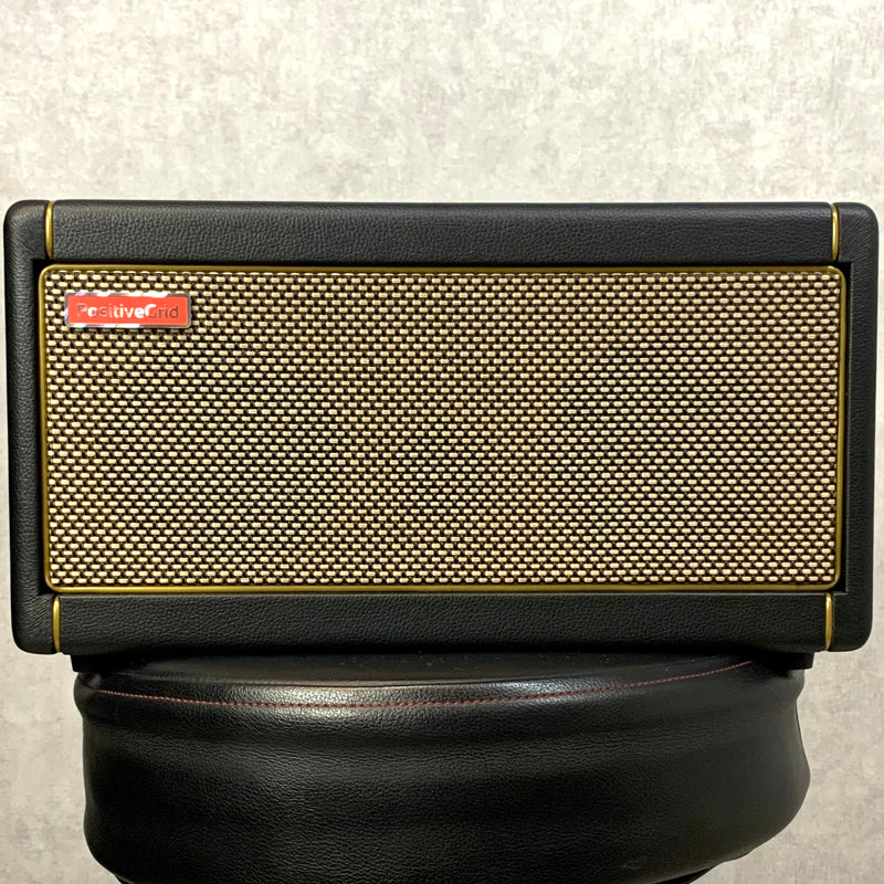 Positive Grid | ポジティブグリッド 楽器 Spark 40【加古川店】