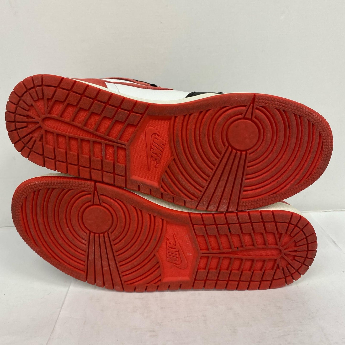 NIKE | ナイキ NIKE AIR JORDAN 1 RETRO HIGH スニーカー 555088-112 レッド【加古川店】