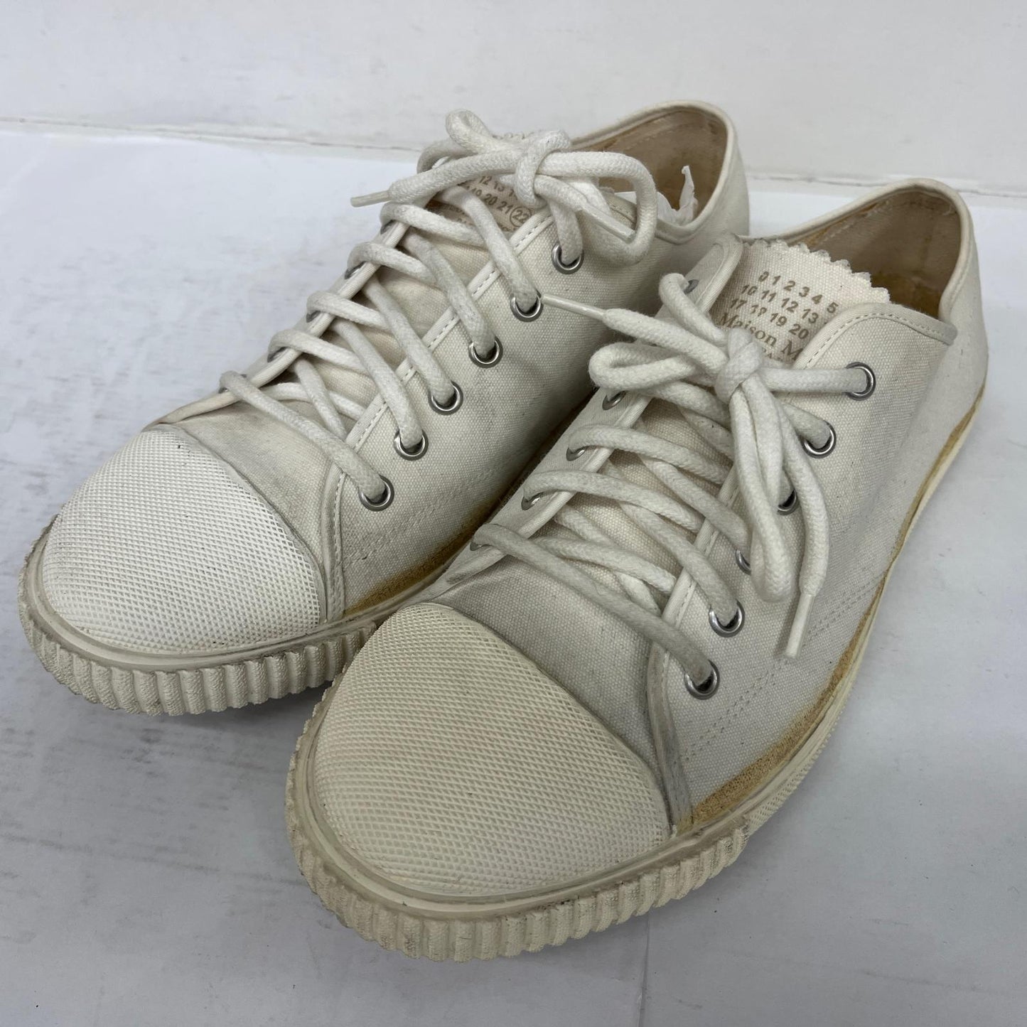 Maison Margiela | メゾンマルジェラ lace up lo cut sneaker スニーカー s57ws0420 アイボリー【加古川店】