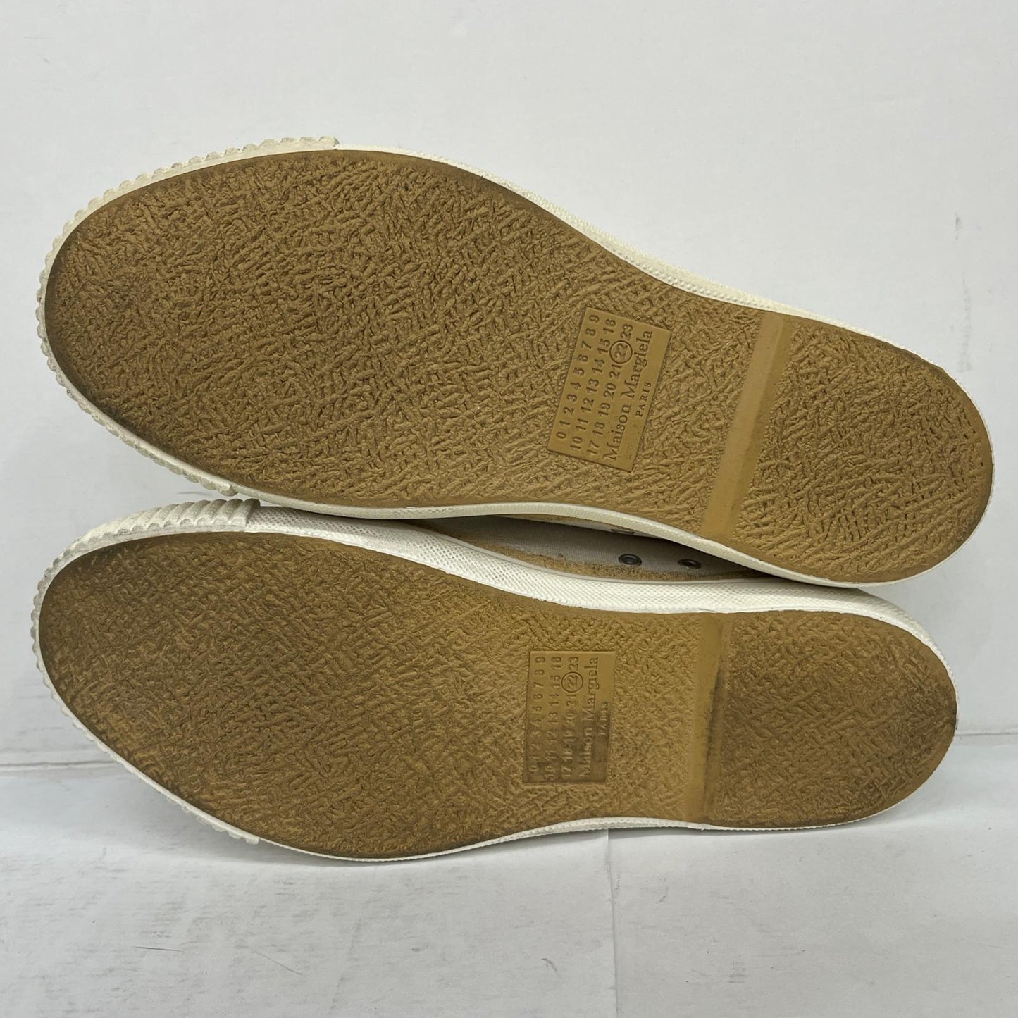 Maison Margiela | メゾンマルジェラ lace up lo cut sneaker スニーカー s57ws0420 アイボリー【加古川店】