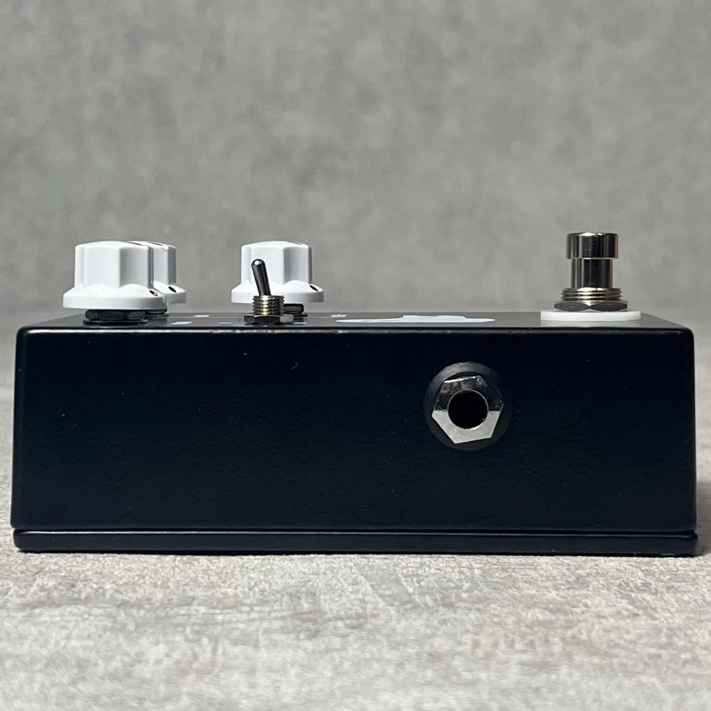 【新品】 JHS Pedals | ジェイエイチエスペダルス 楽器 Haunting Mids【加古川店】