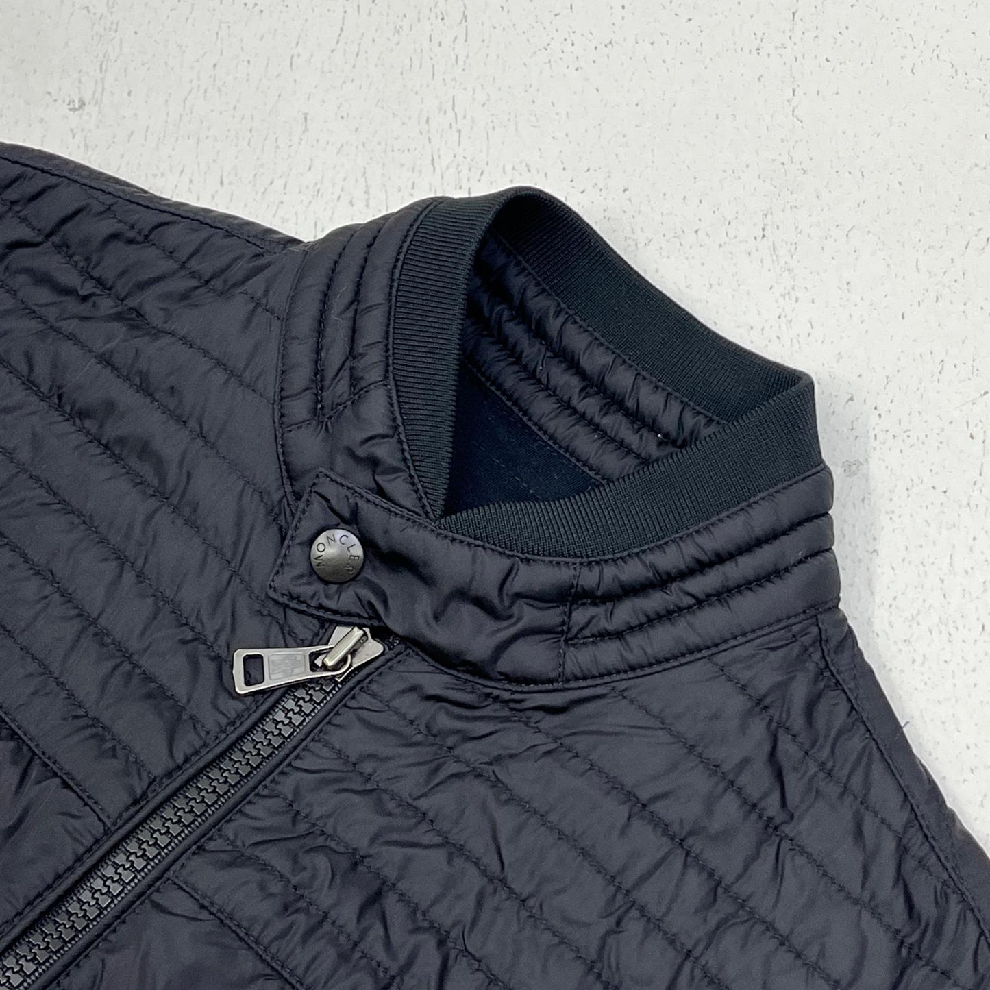 MONCLER | モンクレール roi giubbotto ブルゾン 510914108085 53227 ブラック サイズ：1【加古川店】
