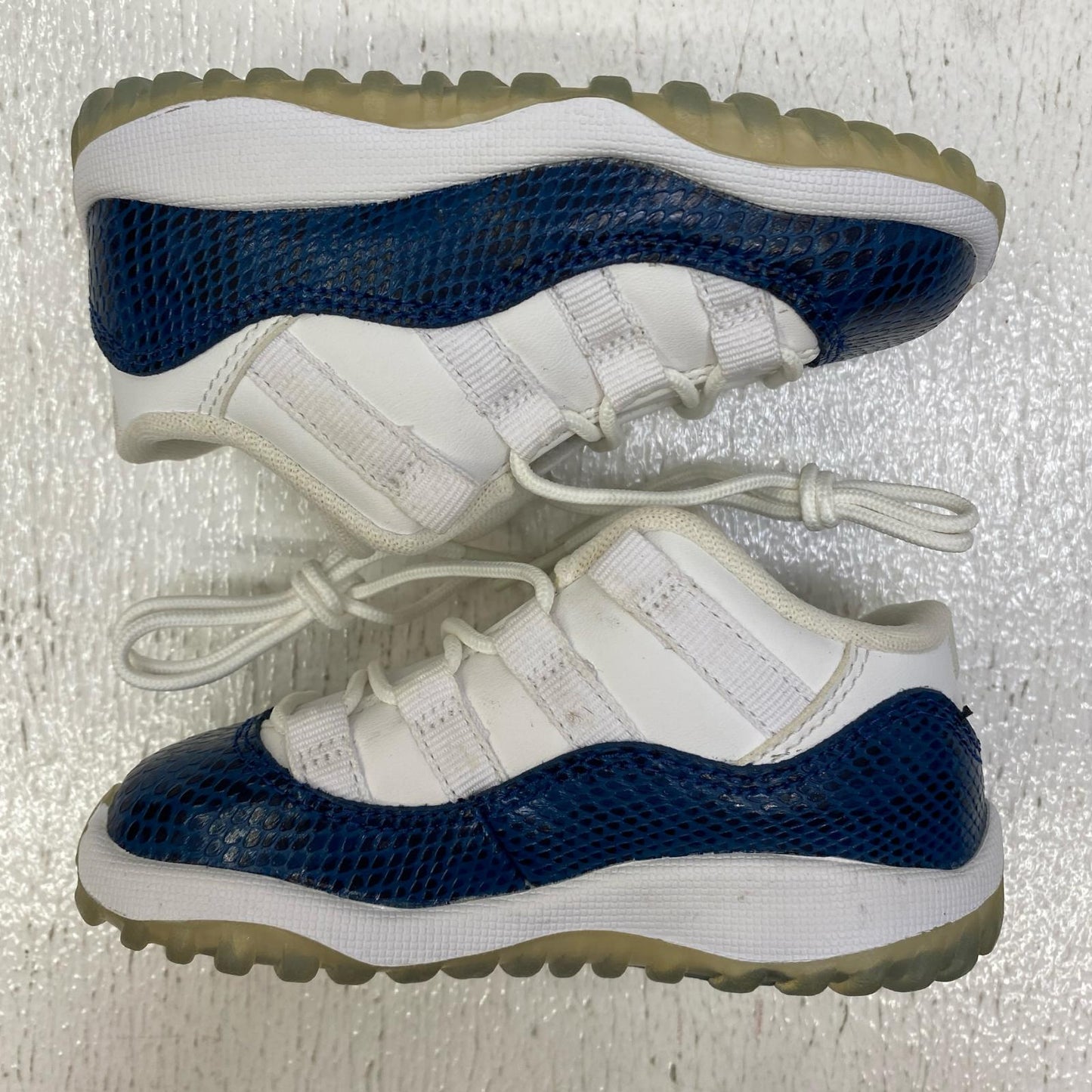 NIKE | ナイキ Air Jordan 11 Retro スニーカー CD6849-102 ホワイト【加古川店】