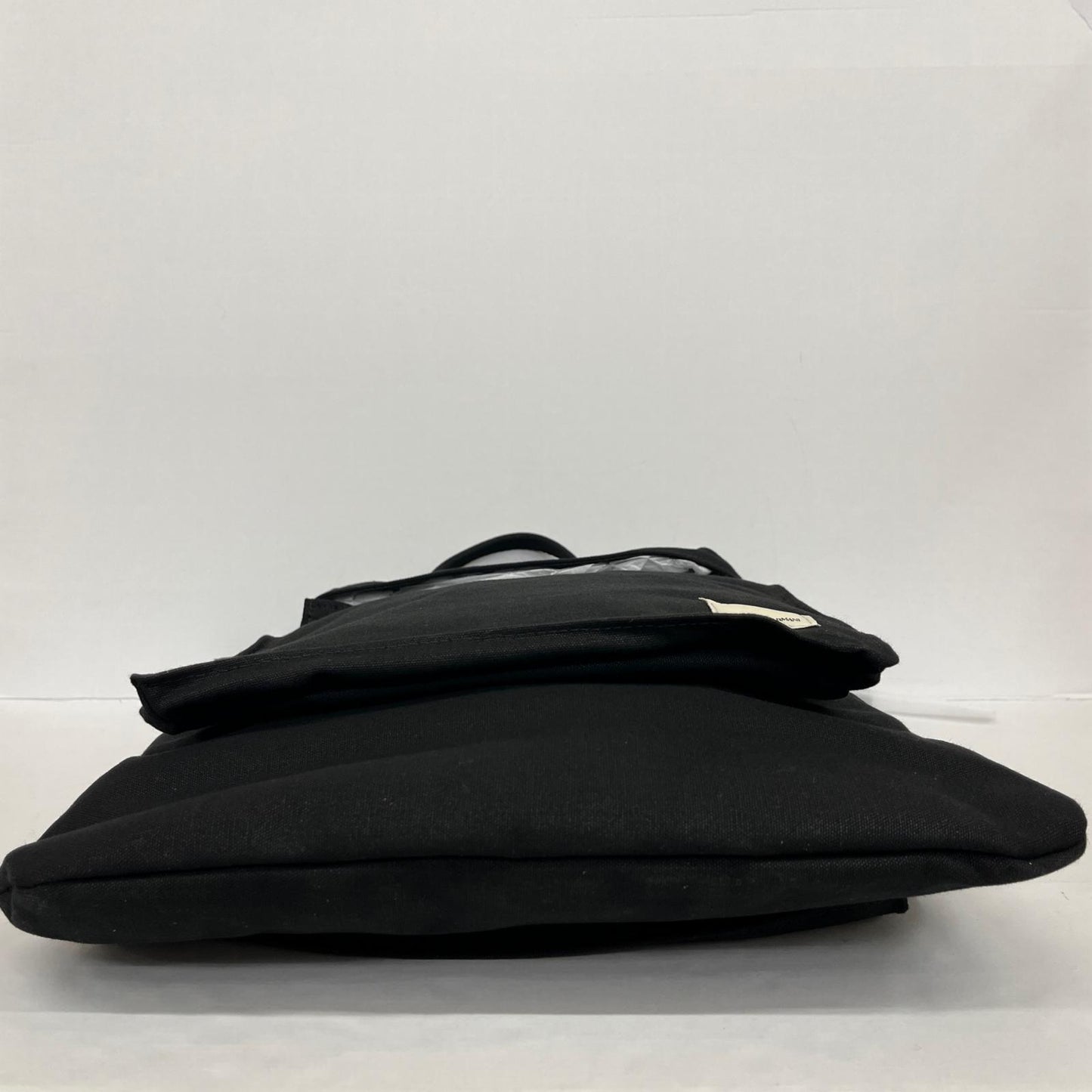 Emporio Armani | エンポリオ・アルマーニ SUSTAINABILITY VALUES CAPSULE COLLECTION ブリーフケース ブラック【加古川店】
