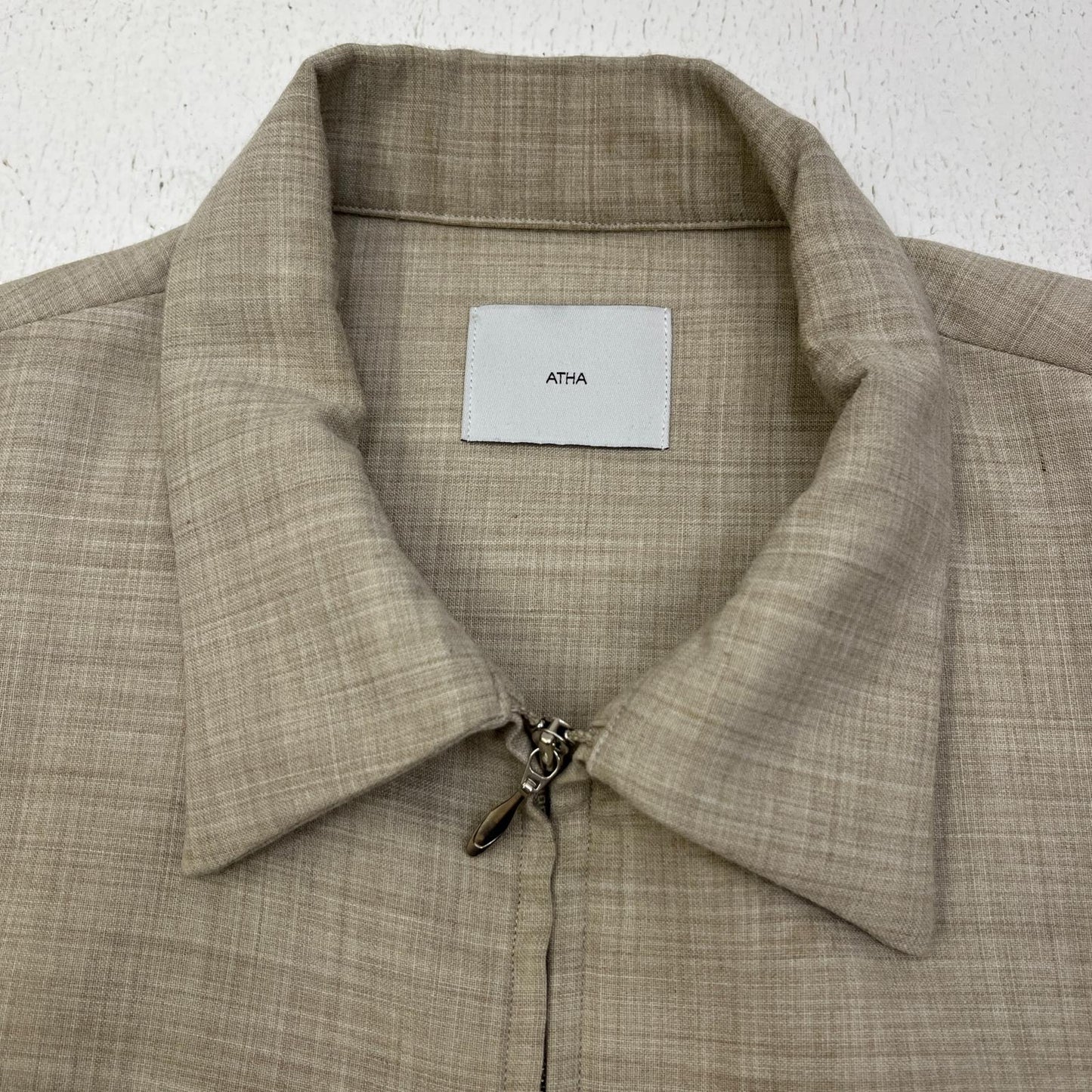ATHA | アタ PLAIN DOUBLE WEAVE ZIP-UP ブルゾン A-2210-T-03 ベージュ【加古川店】