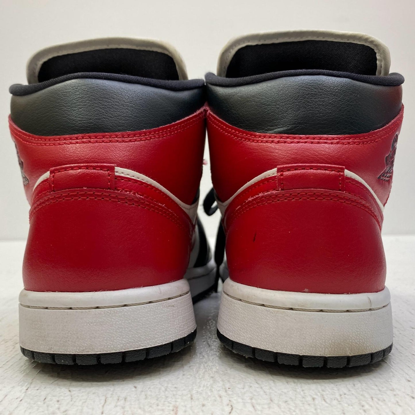 NIKE | ナイキ Wmn's Air Jordan 1 Mid スニーカー bq6472-160 レッド 24.5cm【加古川店】