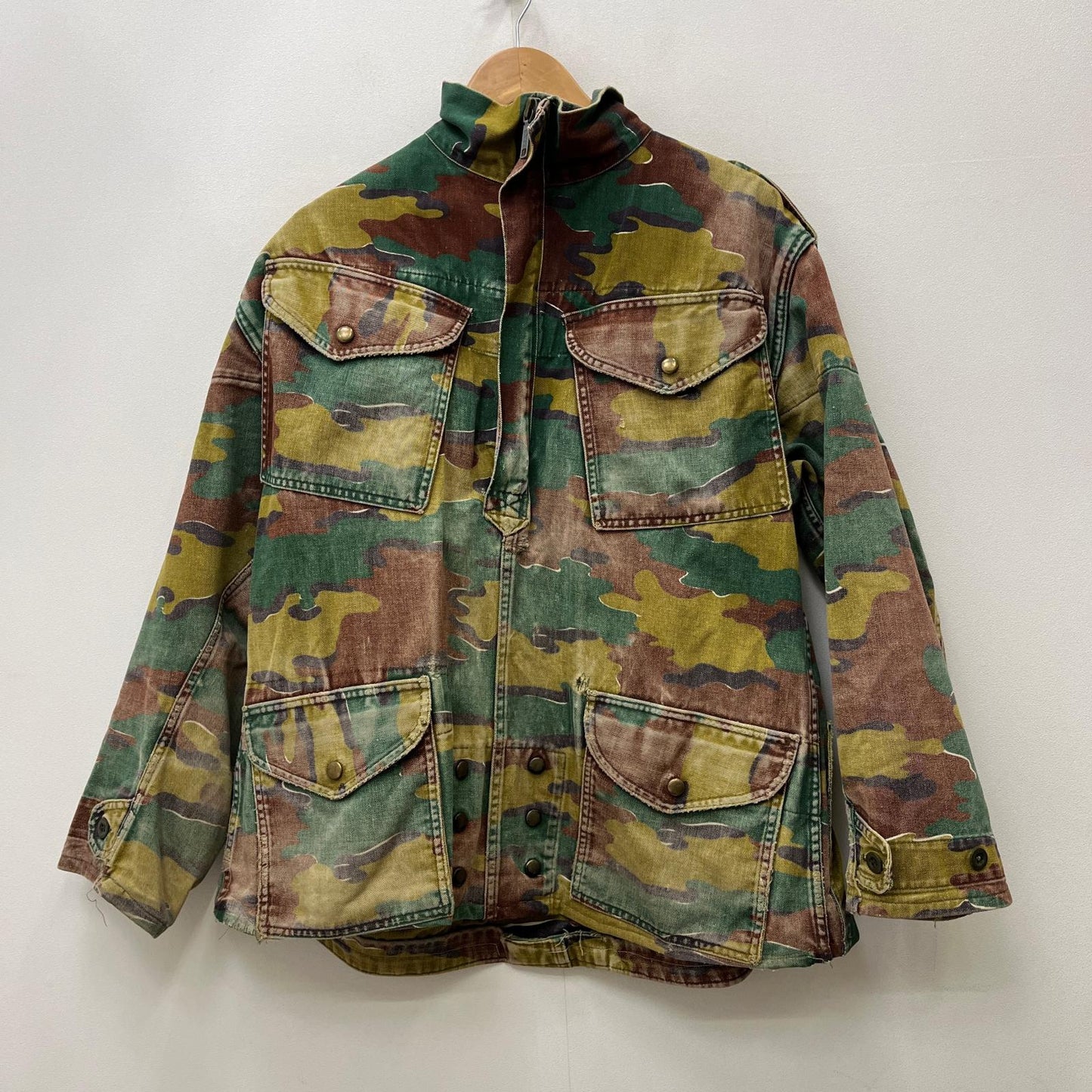 MILITARY衣料 | ミリタリーイリョウ ﾍﾞﾙｷﾞｰ軍ｼﾞｸﾞｿｰｶﾓ その他アウター カモ【加古川店】