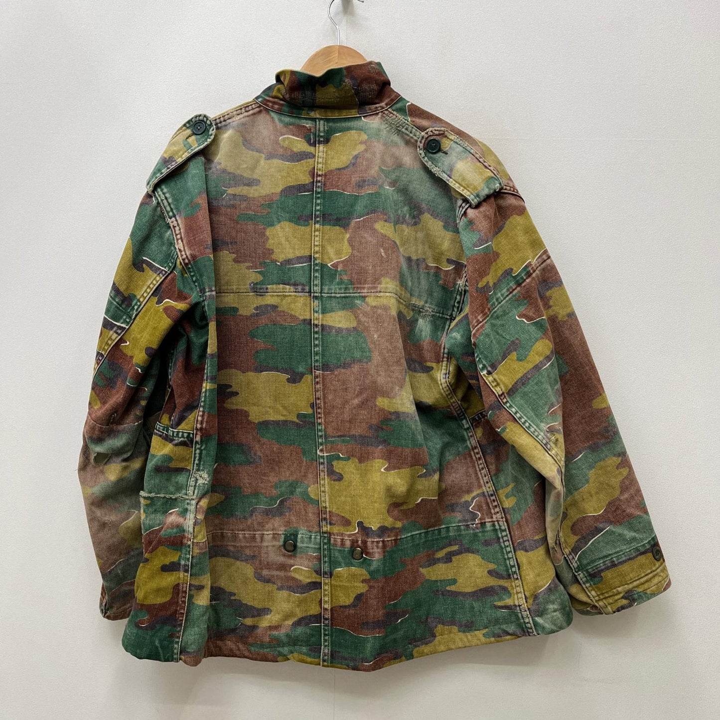 MILITARY衣料 | ミリタリーイリョウ ﾍﾞﾙｷﾞｰ軍ｼﾞｸﾞｿｰｶﾓ その他アウター カモ【加古川店】