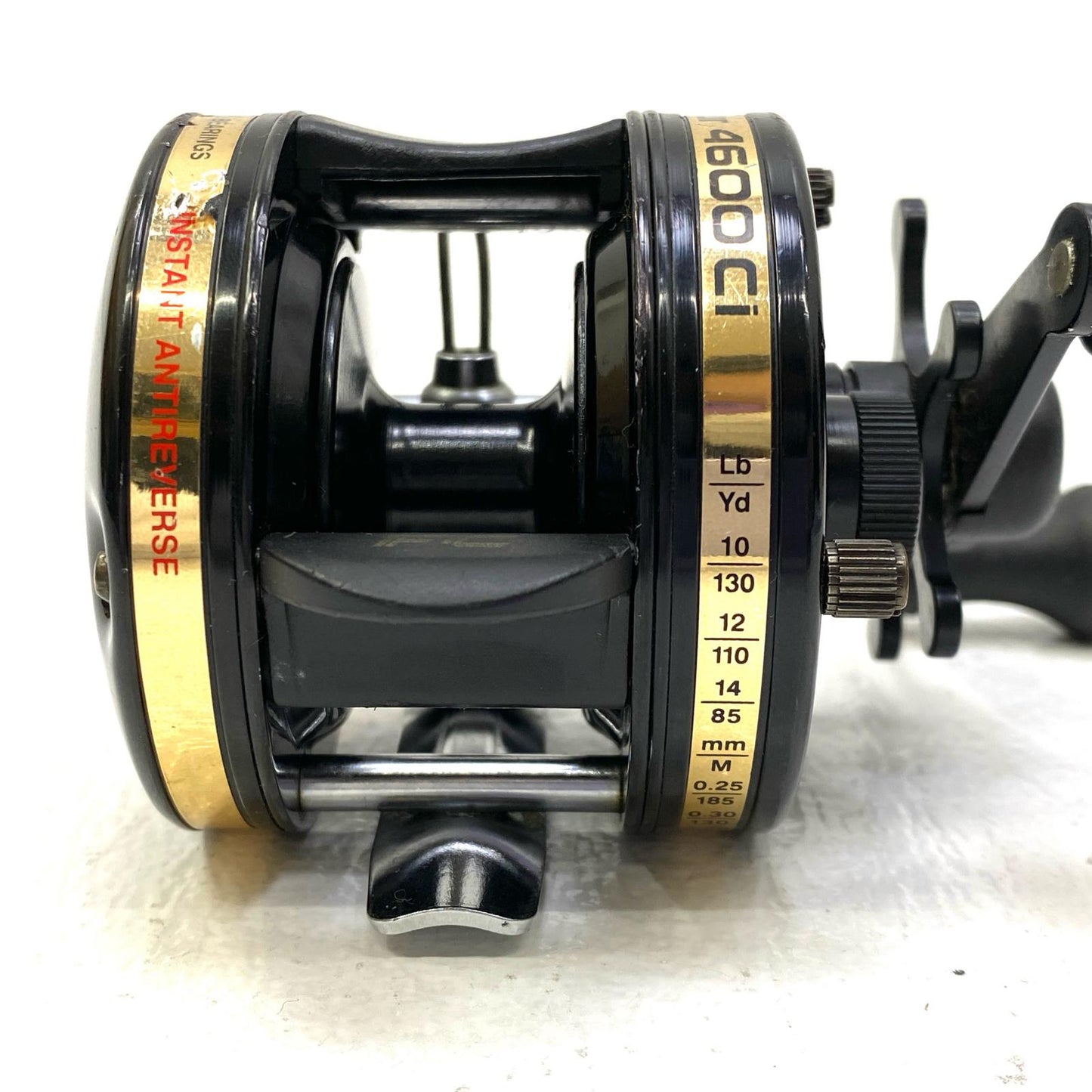 【フィッシング/釣り/釣具/リール】 【ベイトリール/右ハンドル】AbuGarcia | アブガルシア アンバサダー 4600Ci 【加古川店】
