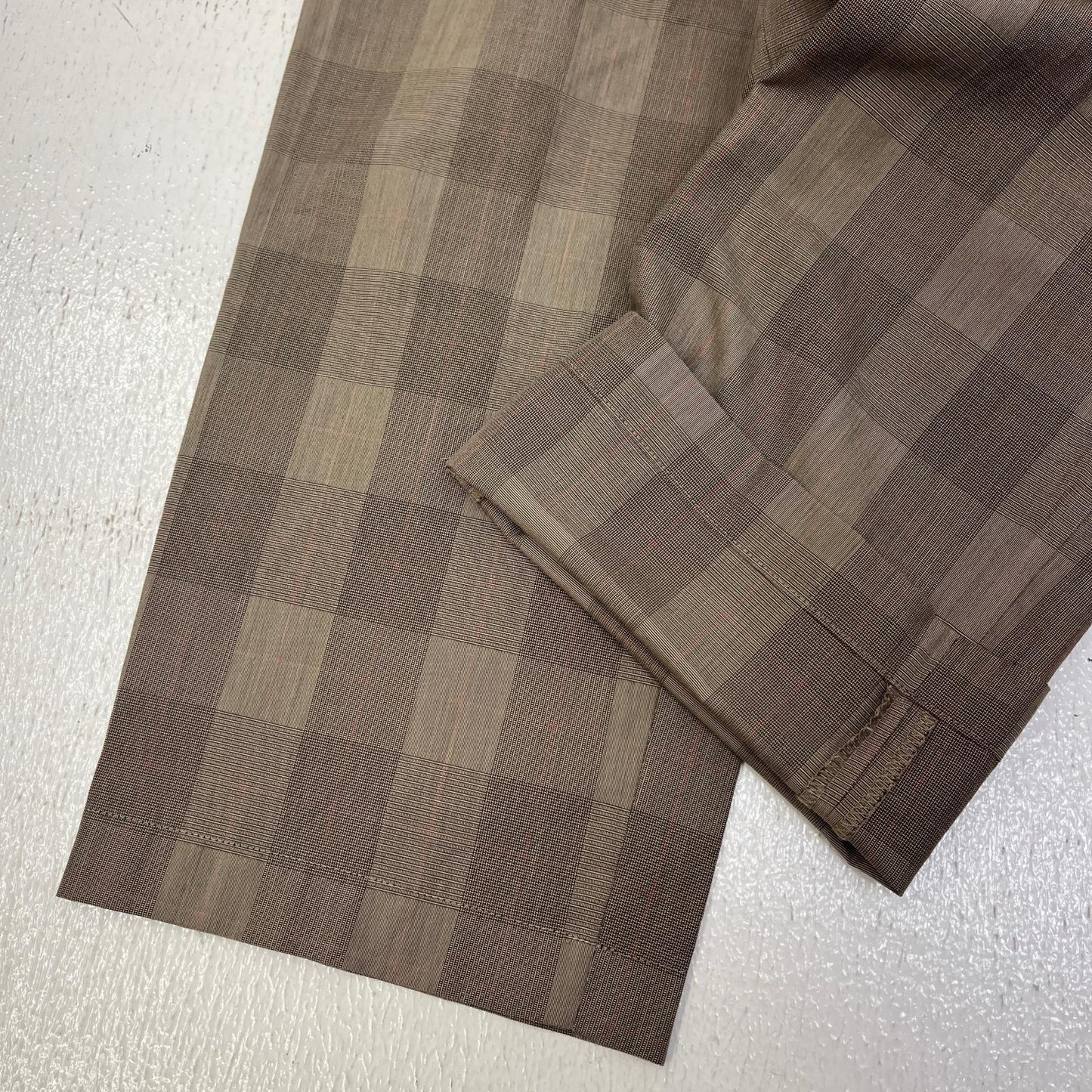 DRIES VAN NOTEN | ドリスヴァンノッテン チェックスラックス その他ボトムス 3450-1730 サイズ：46【加古川店】