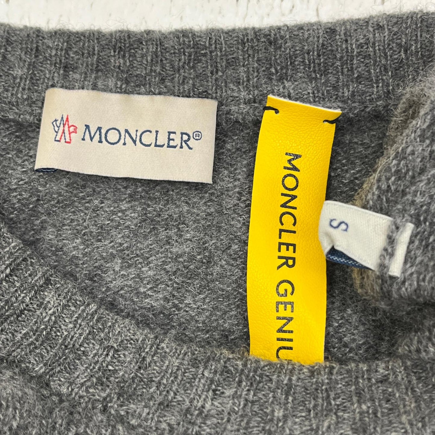 MONCLER | モンクレール GIROCOLLO TRICOT ニット F209U9C70310 国内正規品 ×FRAGMENT グレー サイズ：S【加古川店】