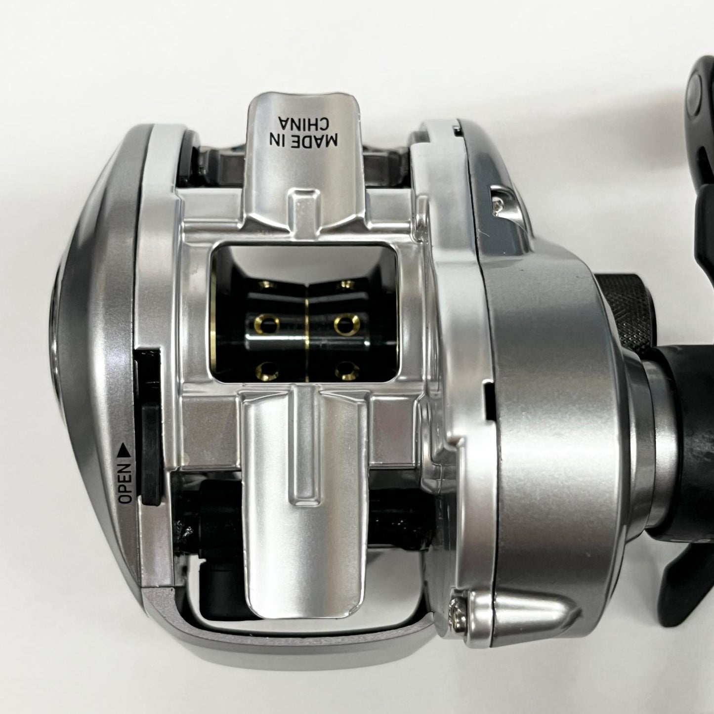 【フィッシング/釣り/釣具/リール】 【ベイトリール/右ハンドル】Daiwa | ダイワ 24バスX 100H【加古川店】