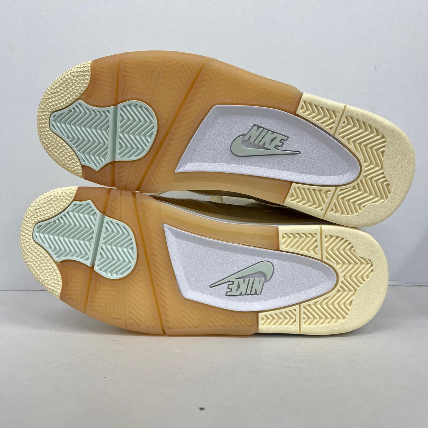 NIKE | ナイキ Off-White Women's Air Jordan 4 SP スニーカー CV9388-100 27cm【加古川店】