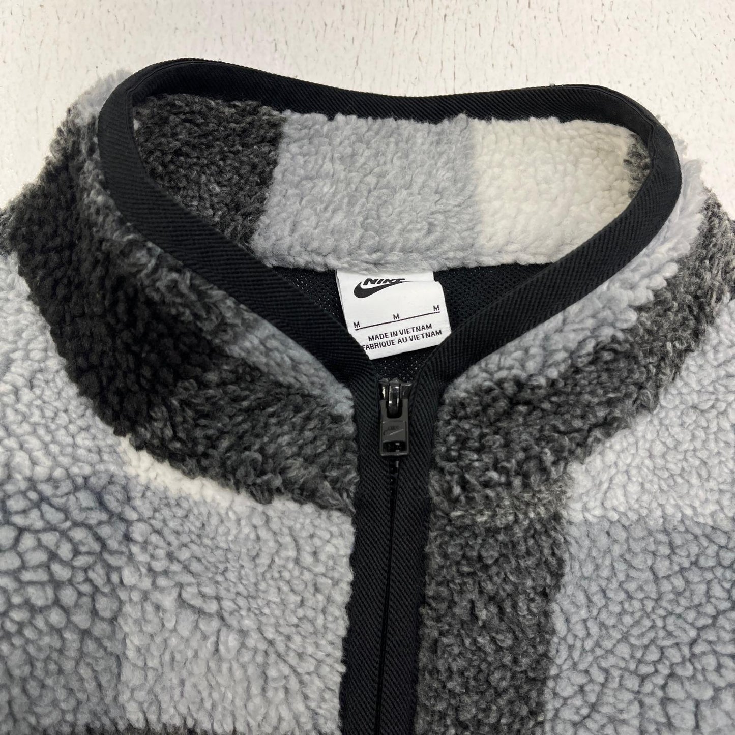NIKE | ナイキ その他トップス FZ0898-010 グレー サイズ：M【加古川店】