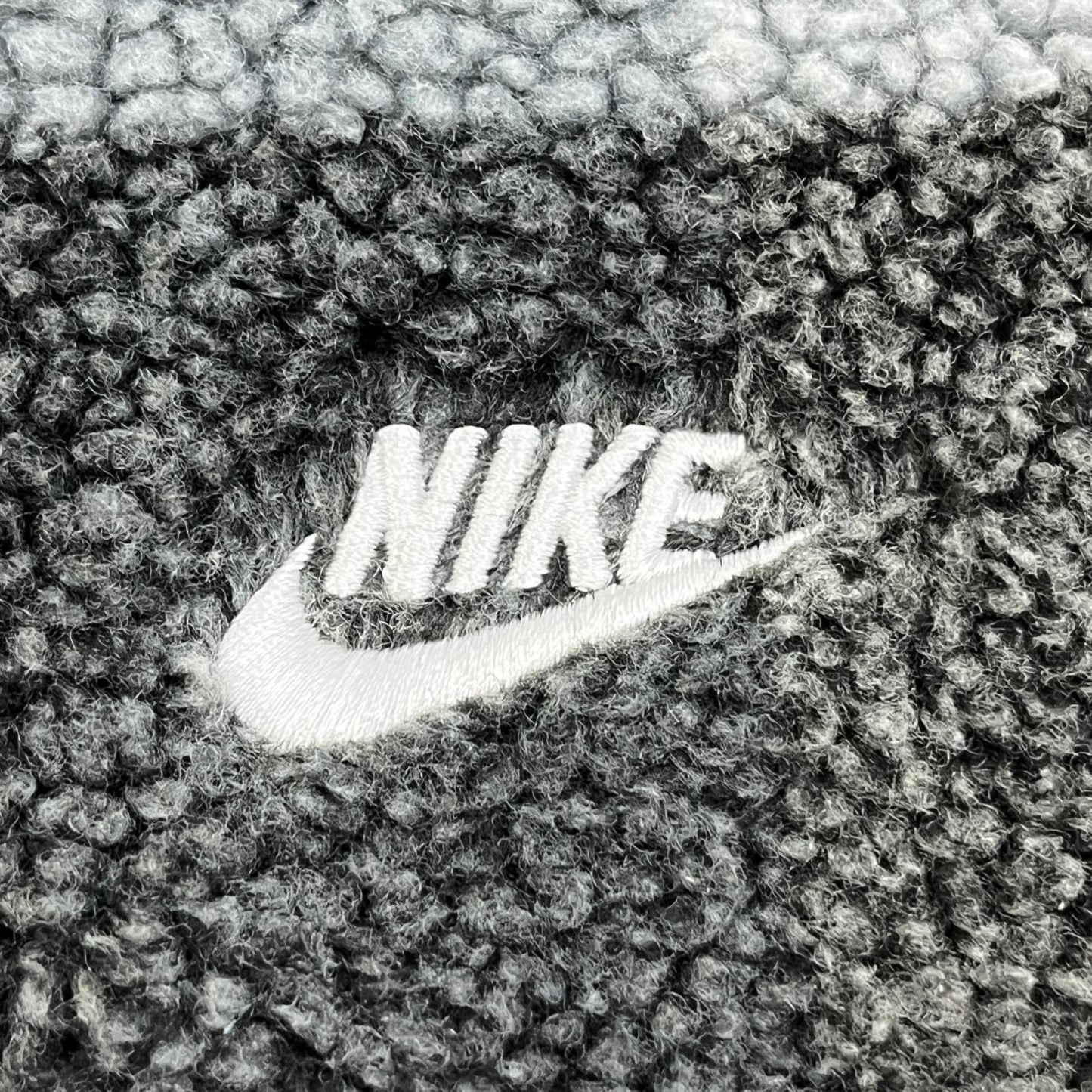 NIKE | ナイキ その他トップス FZ0898-010 グレー サイズ：M【加古川店】