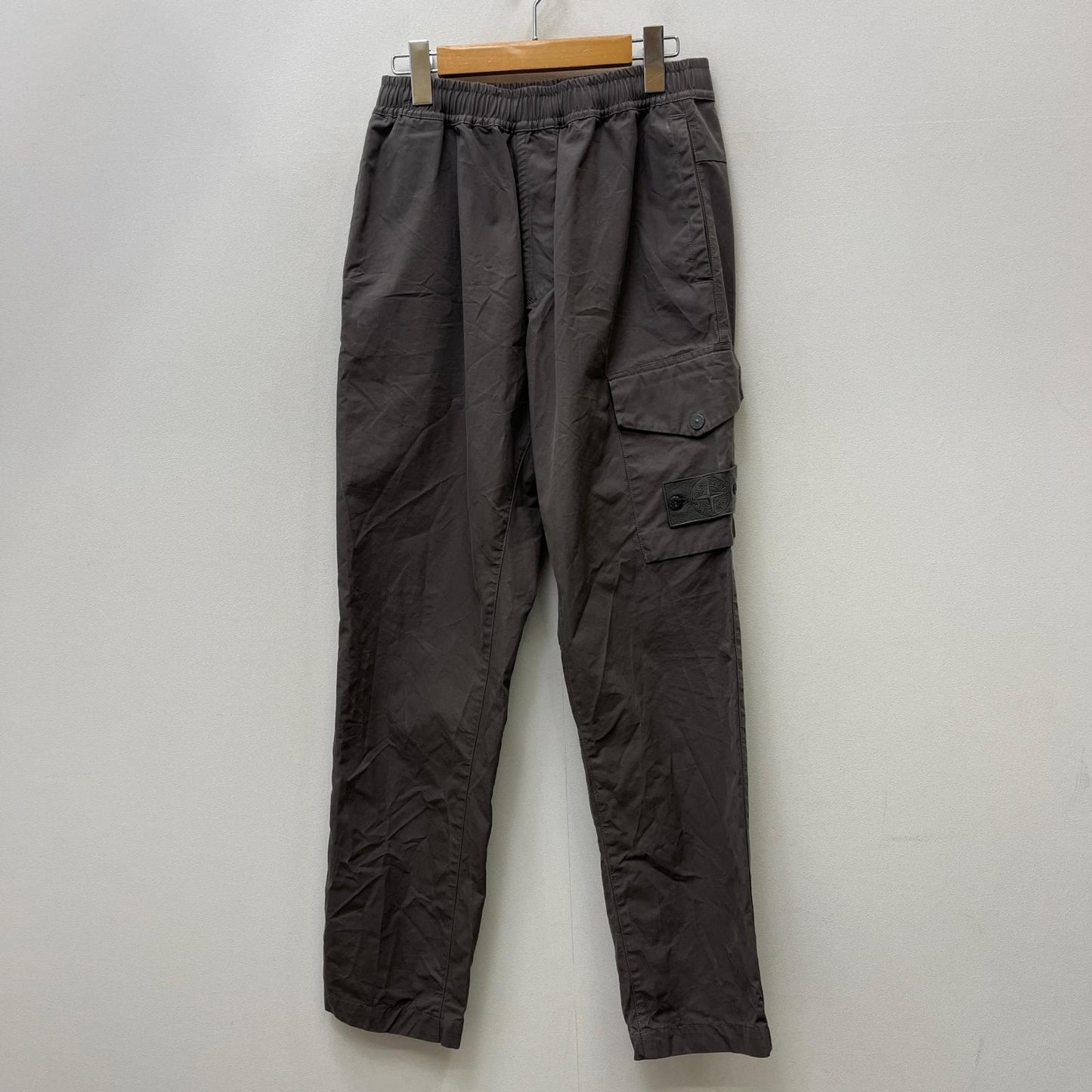 STONE ISLAND | ストーンアイランド GHOST SINGLE POCKET CARGO PANTS カーゴパンツ 7715320F1 グレー【加古川店】