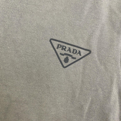 PRADA | プラダ ﾄﾗｲｱﾝｸﾞﾙﾛｺﾞﾌﾟﾚｰﾄ スウェット UJL21A R212 カーキ サイズ：S【加古川店】