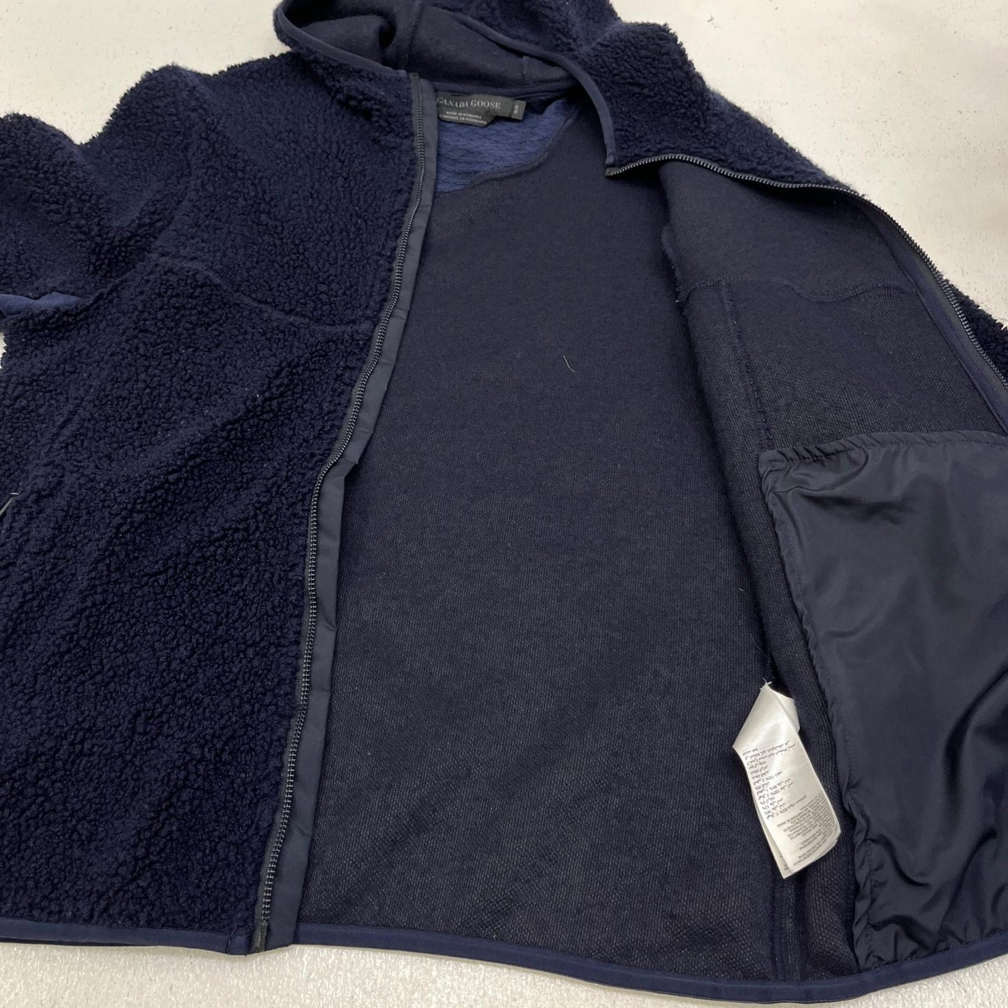 CANADA GOOSE | カナダグース Medina Hoodie ｻｻﾞﾋﾞｰﾘｰｸﾞ国内正規 その他トップス 6997M ネイビー サイズ：S【加古川店】