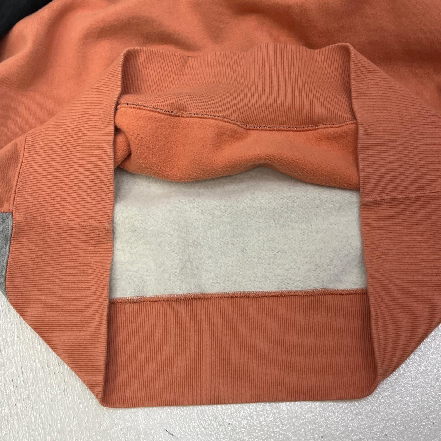 Vivienne Westwood MAN | ヴィヴィアンウエストウッドマン カラーブロッキングフーディー パーカー VW-J2-72964 オレンジ サイズ：46【加古川店】