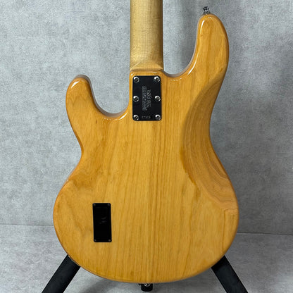 MUSIC MAN | ミュージックマン 楽器 Stingray 4 2012年製【加古川店】