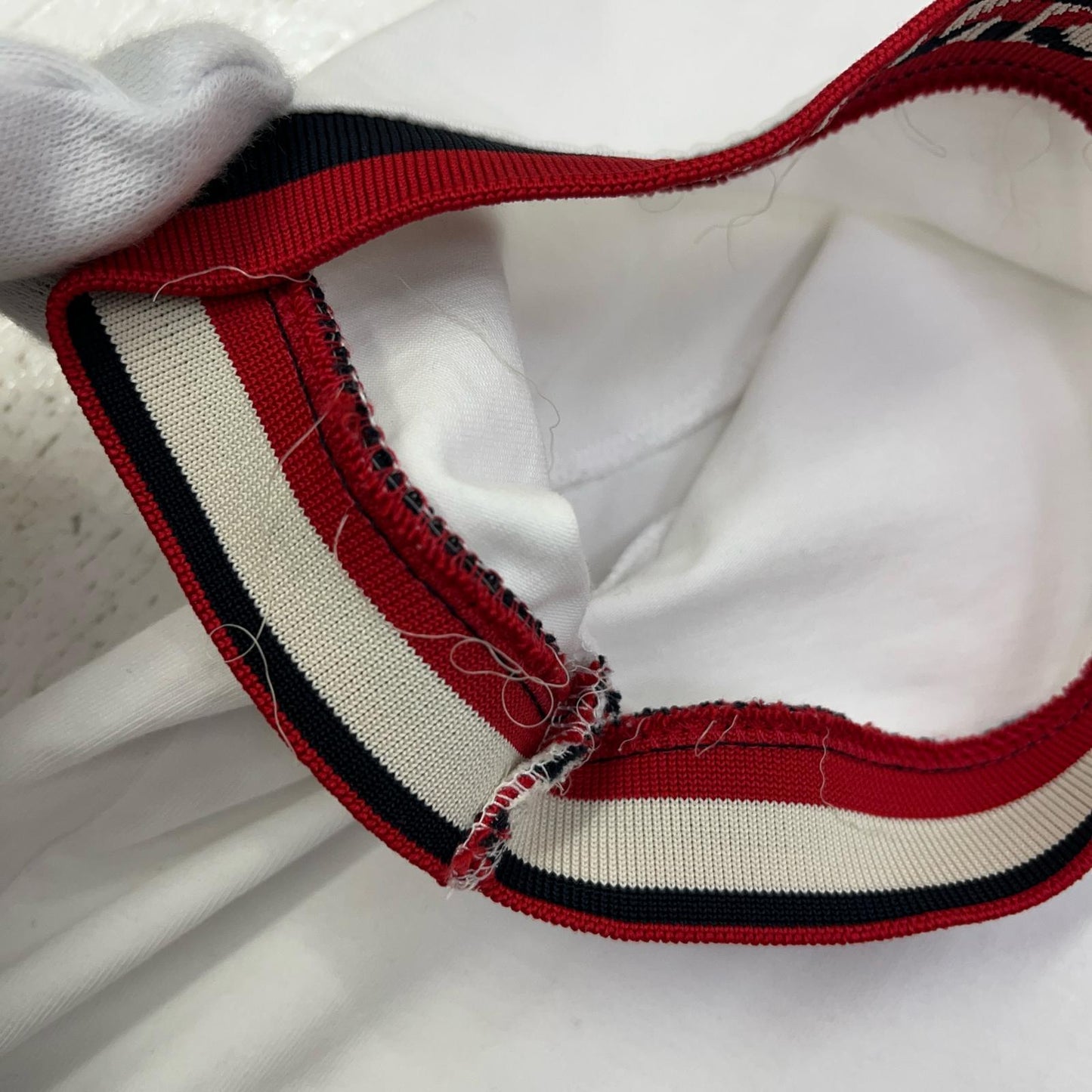 MONCLER | モンクレール maglia t-shirt 国内正規品 半袖Ｔシャツ E10918000700 87296 ホワイト サイズ：XXL【加古川店】