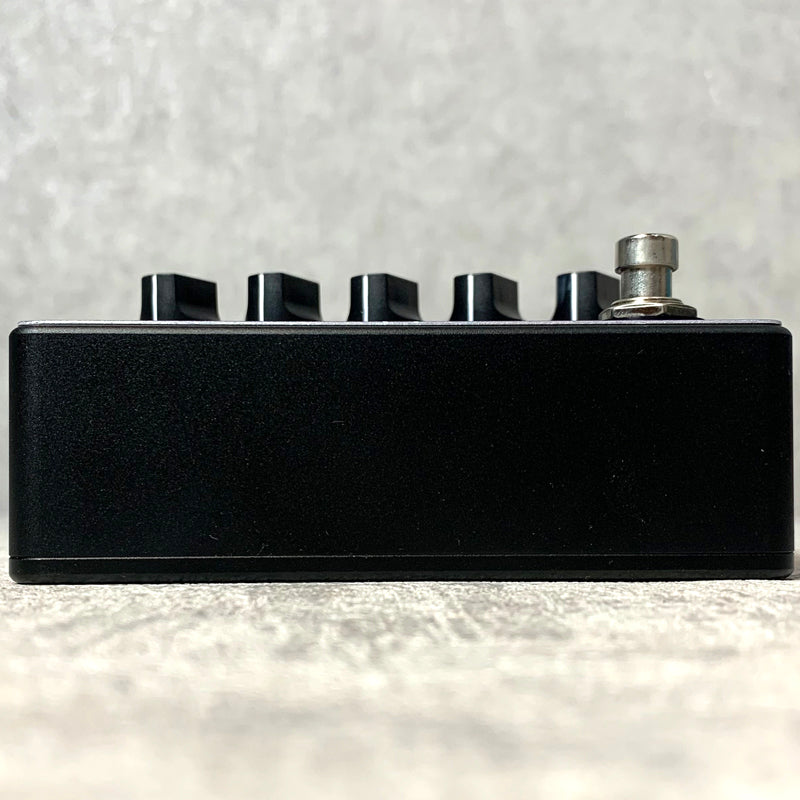 Limetone Audio | ライムトーンオーディオ ベース用ディストーション 楽器 JACKAL MIDNIGHT neon stripe【加古川店】