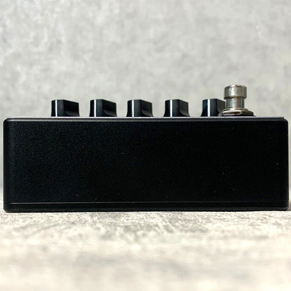 Limetone Audio | ライムトーンオーディオ ベース用ディストーション 楽器 JACKAL MIDNIGHT neon stripe【加古川店】