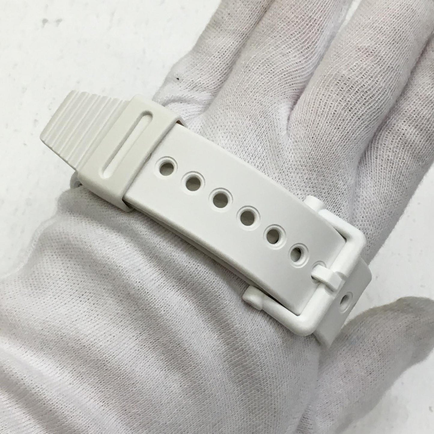 G-SHOCK | ジーショック DW-001 SERIES 腕時計 G-B001SF-7JR ホワイト【加古川店】