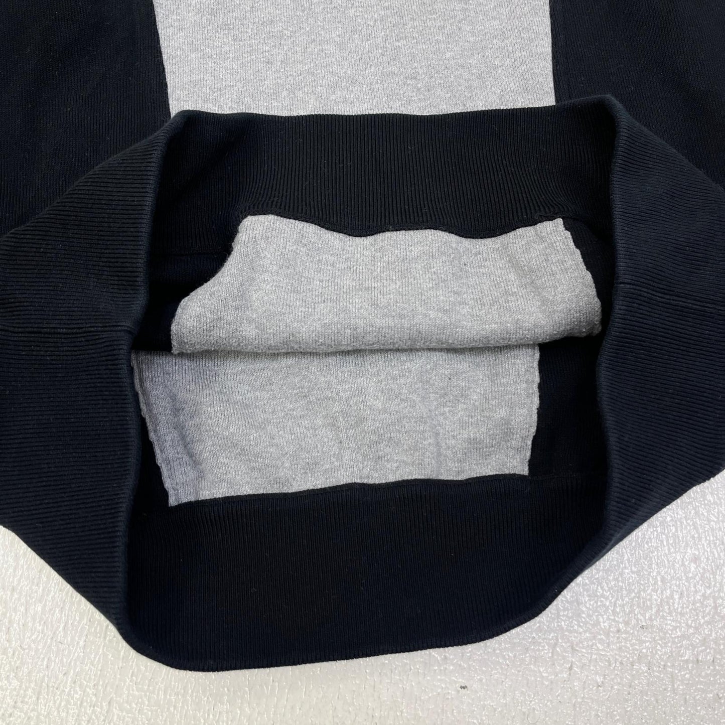 GIVENCHY | ジバンシィ スウェット 17S 7514 509 国内正規品 グレー サイズ：XL【加古川店】