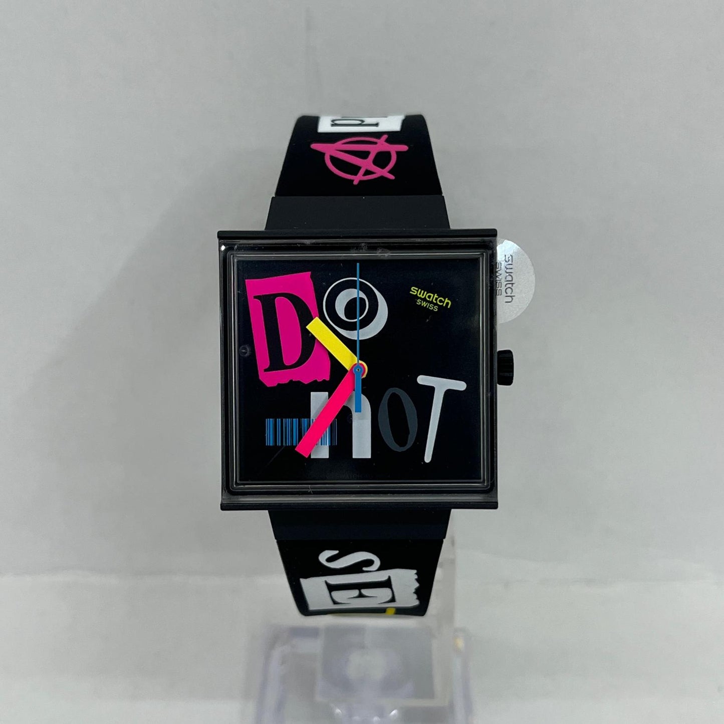Swatch | スウォッチ PIERCED EDGE 腕時計 SO34B100 ブラック【加古川店】