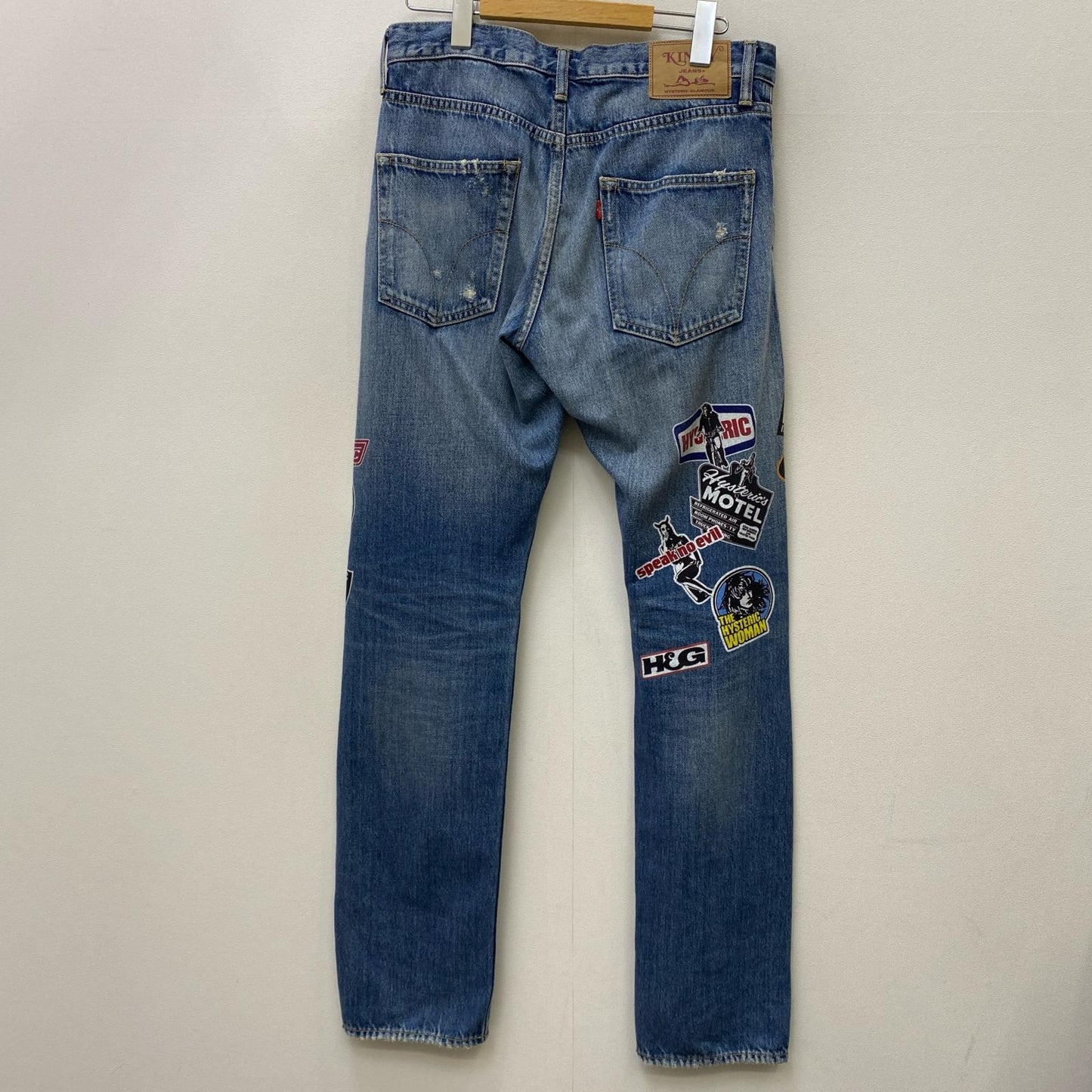 HYSTERIC GLAMOUR | ヒステリックグラマー ステッカープリント デニムパンツ 02211AP15 インディゴ サイズ：29【加古川店】