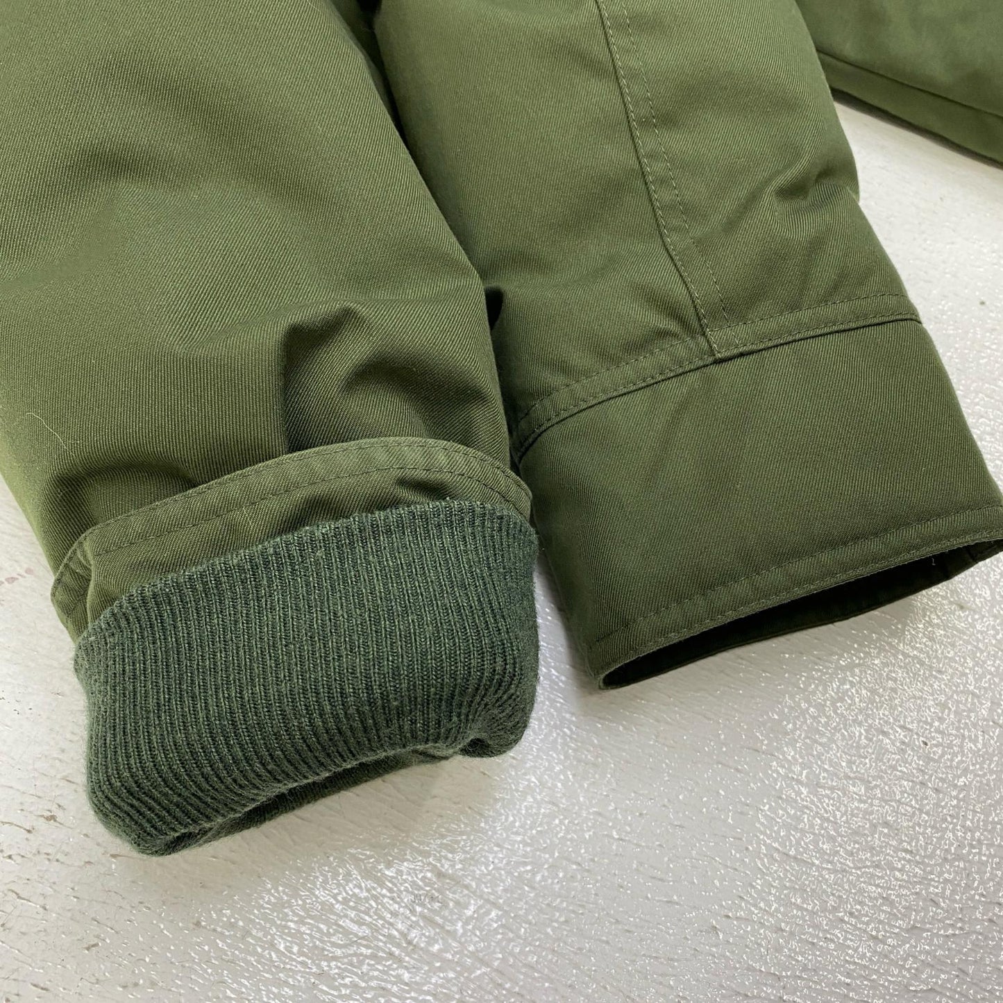 Pyrenex | ピレネックス ANNECY FUR ダウンジャケット HMO050 カーキ サイズ：M【加古川店】