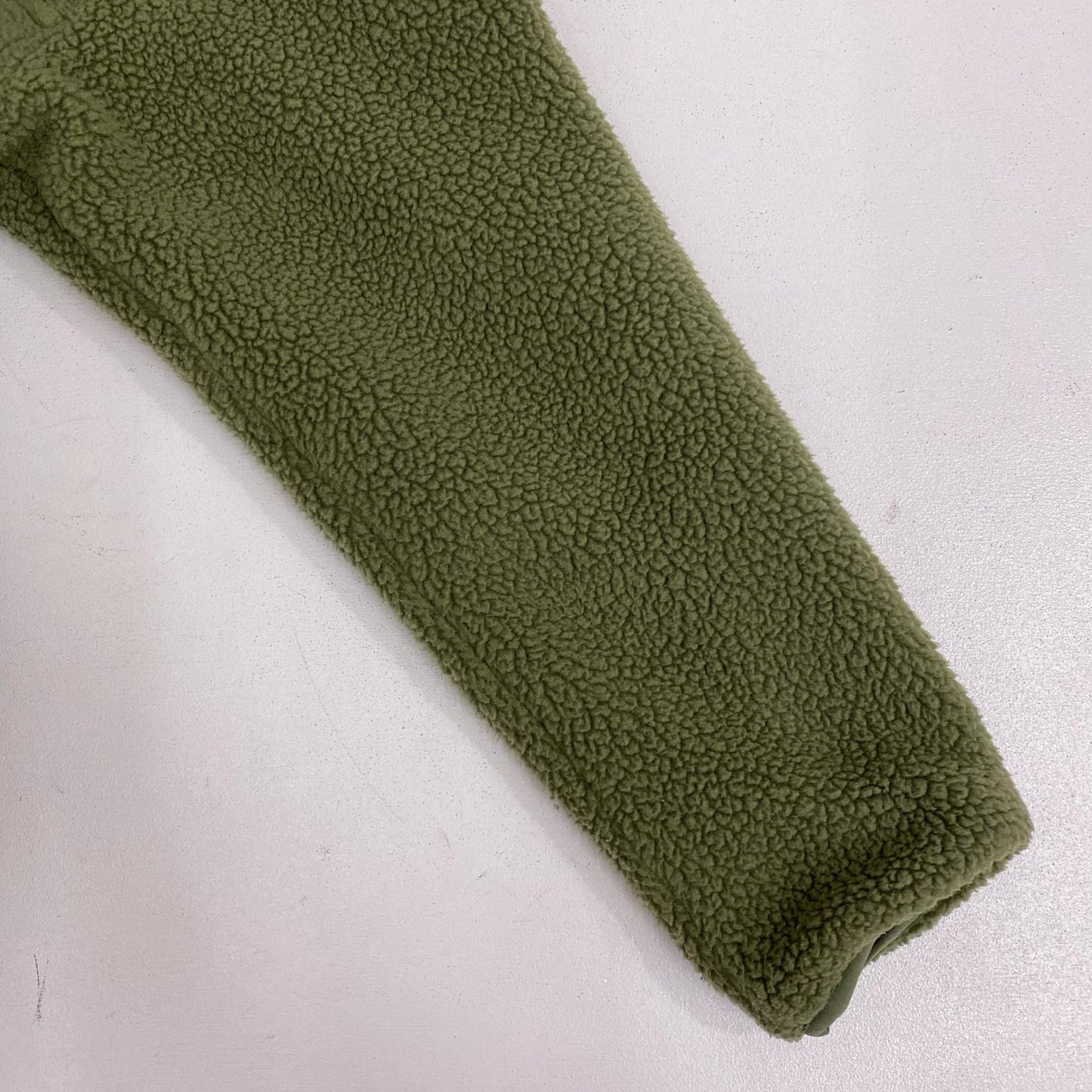 Supreme | シュプリーム POLARTEC SHEARLING REVERSIBLE フリース カーキ Sサイズ 25FW その他トップス カーキ サイズ：S