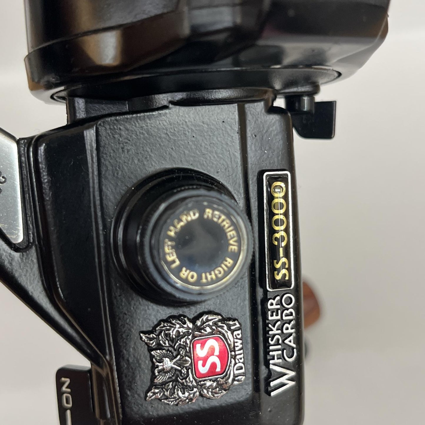 【フィッシング/釣り/釣具/リール】 【スピニングリール】Daiwa | ダイワ ウィスカーカーボ SS-3000【加古川店】