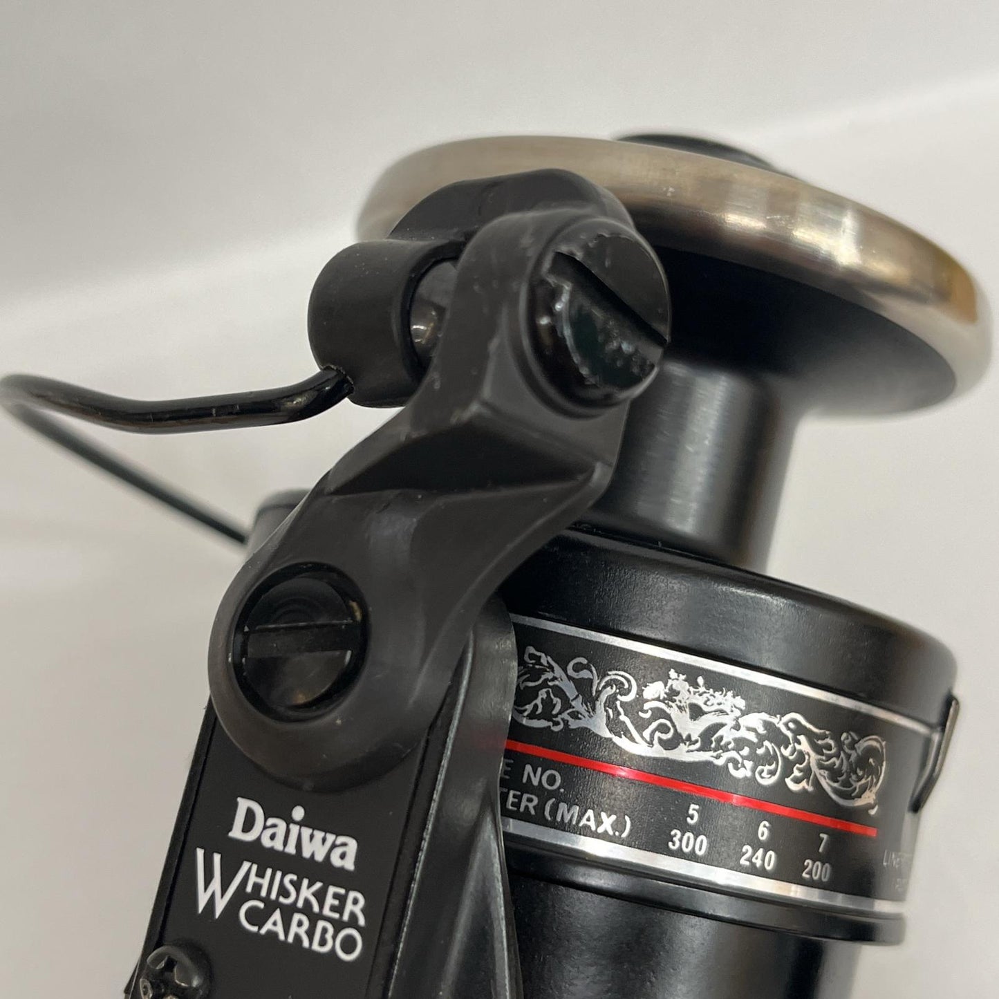 【フィッシング/釣り/釣具/リール】 【スピニングリール】Daiwa | ダイワ ウィスカーカーボ SS-3000【加古川店】