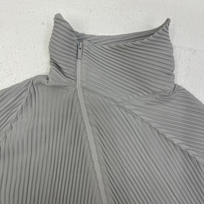 ISSEY MIYAKE | イッセイミヤケ プリーツコート その他アウター HP33JL380 グレー【加古川店】