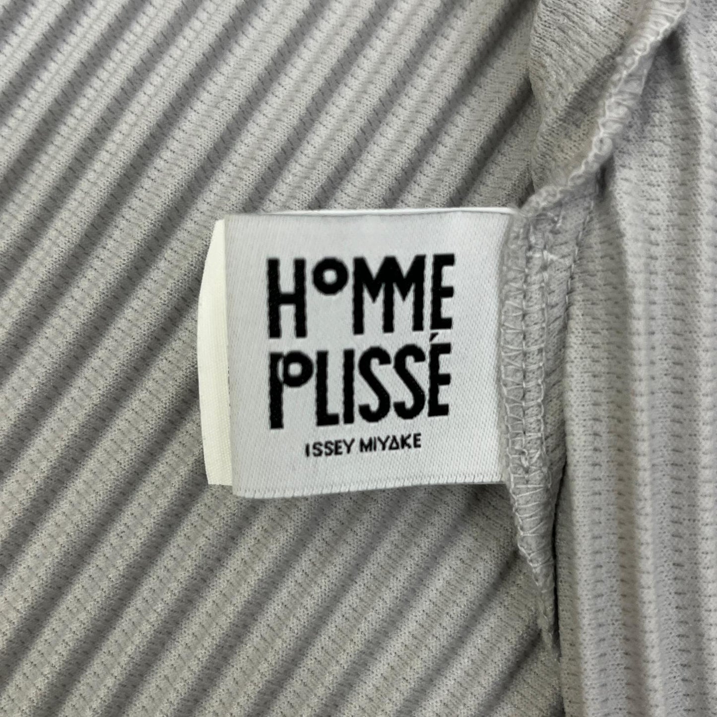 ISSEY MIYAKE | イッセイミヤケ プリーツコート その他アウター HP33JL380 グレー【加古川店】