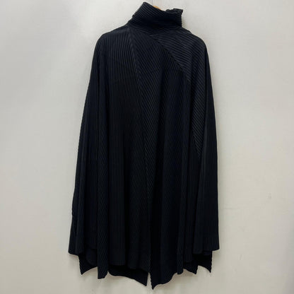 ISSEY MIYAKE | イッセイミヤケ プリーツポンチョコート その他アウター HP33JA381 ブラック【加古川店】
