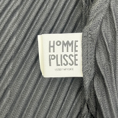 ISSEY MIYAKE | イッセイミヤケ プリーツポンチョコート その他アウター HP33JA381 ブラック【加古川店】