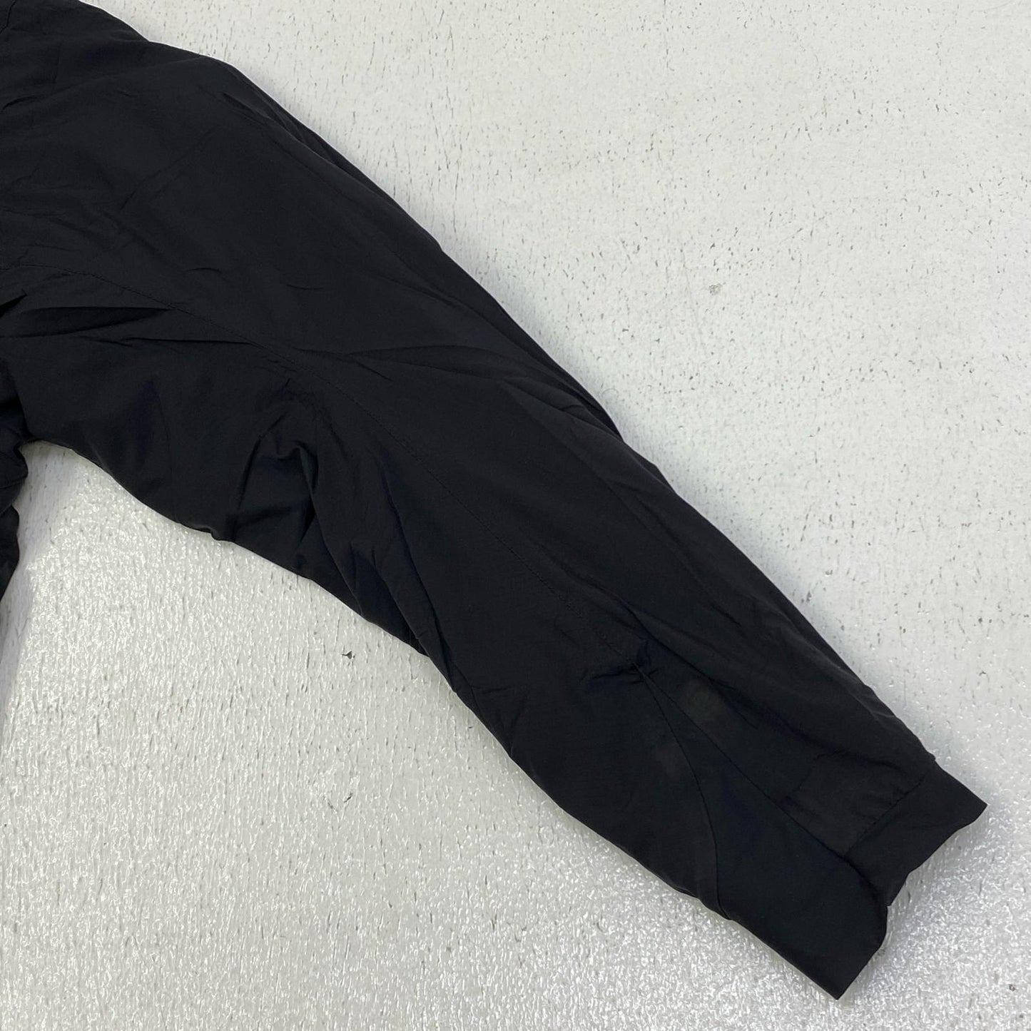 ARC'TERYX | アークテリクス ATOM AR HOODY その他アウター 14648 ブラック サイズ：S【加古川店】