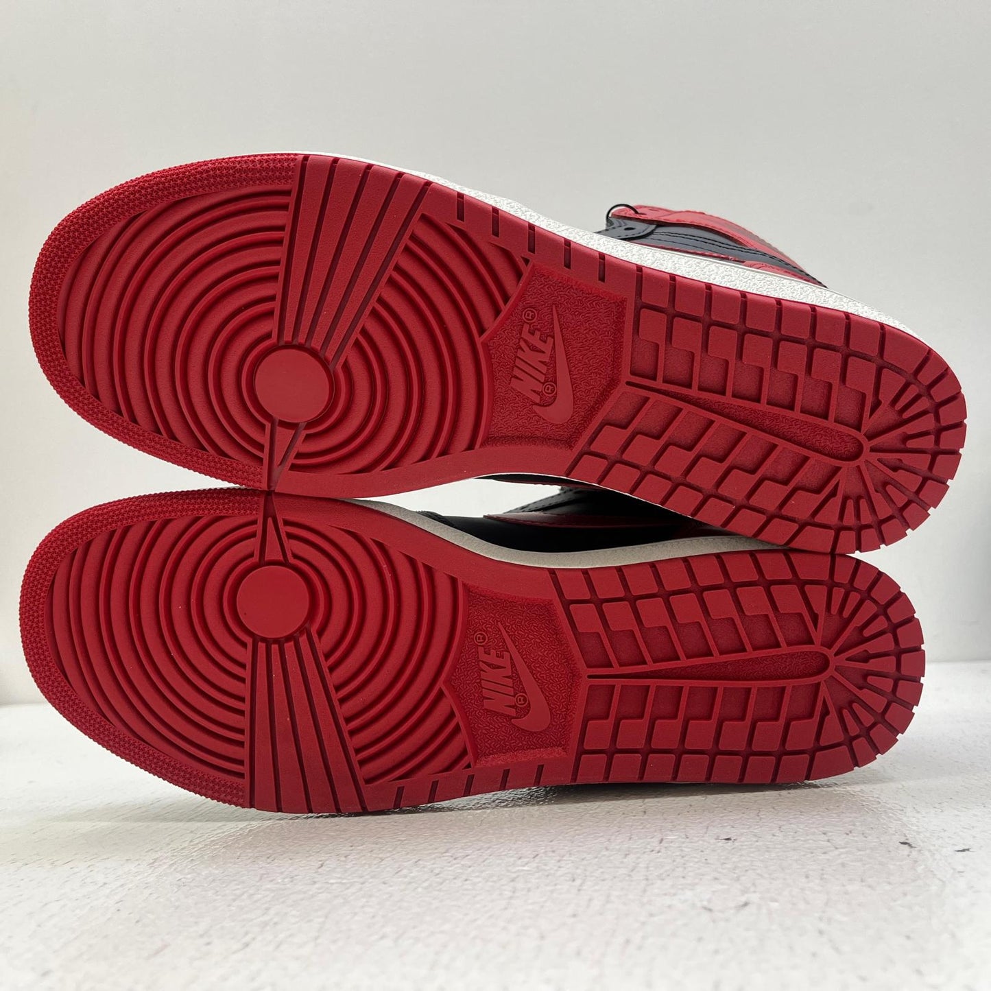 NIKE | ナイキ 'Bred' スニーカー HV6674-067 レッド 30cm【加古川店】